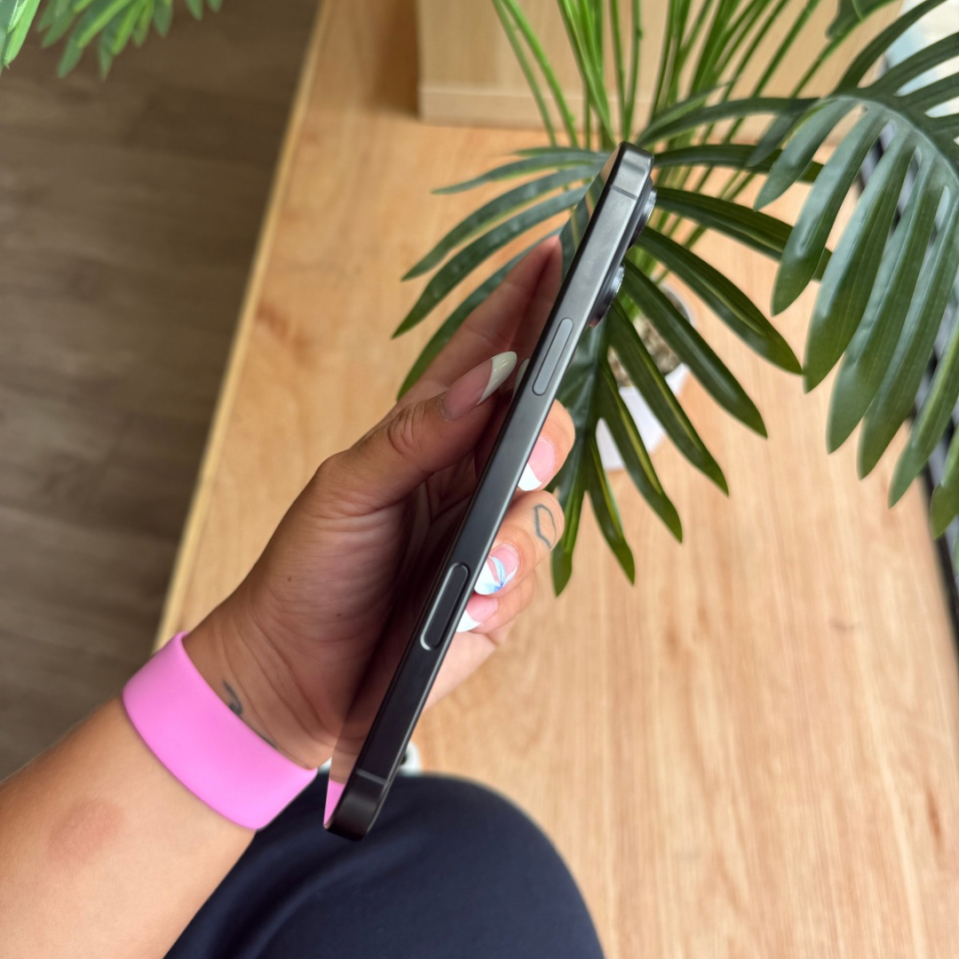 iPhone 16 Pro Max• 512GB • Black • A • 100%
