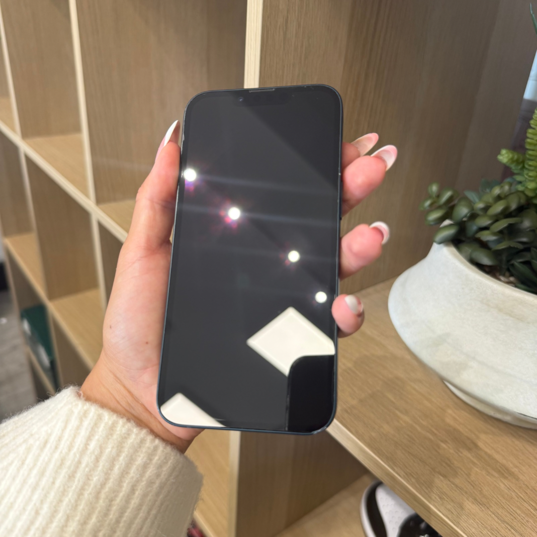 iPhone 13 • 128GB • Midnight • B • 86%