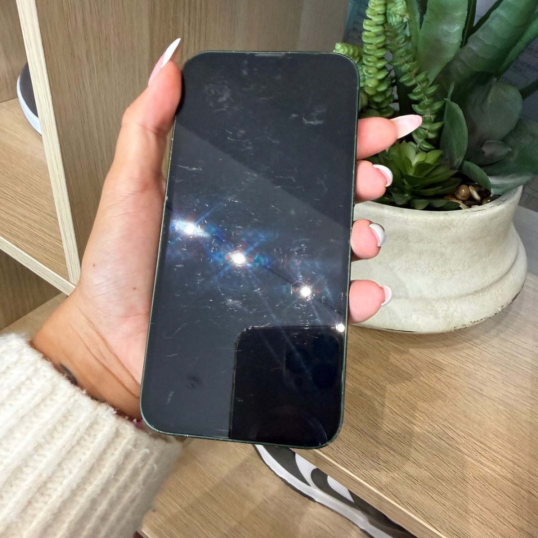 iPhone 13 • 128GB • Green • C • 87%