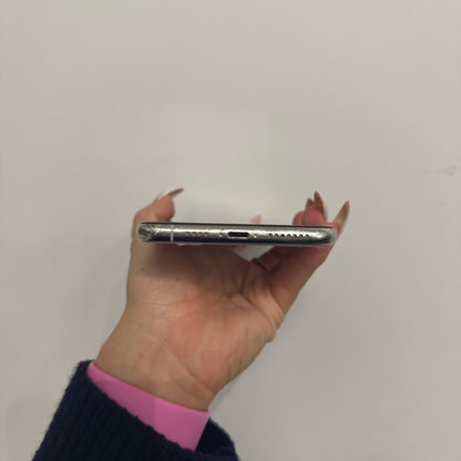 iPhone 11 Pro Max • 64GB • Silver • B+ • 81%